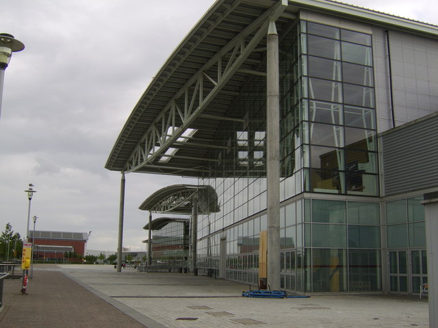 File:Entrance to Braehead Arena.jpg