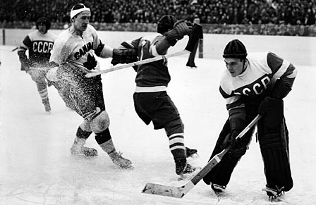File:1954 World Ice Hockey Championships Canada vs Soviet.jpg