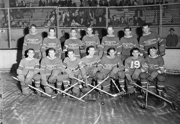 File:Montreal Canadiens hockey team, October 1942.jpg