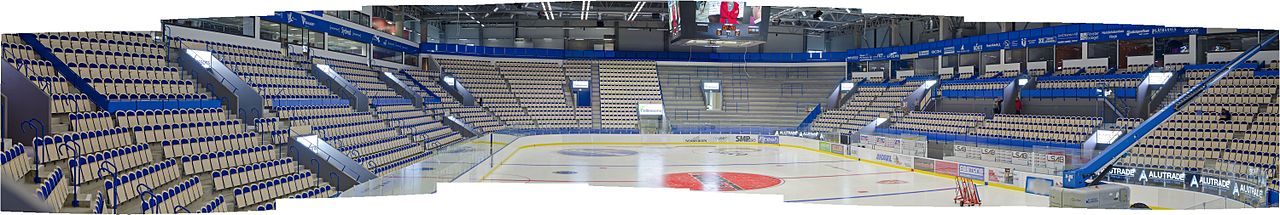 1200pxPanorama of Vida Arena's ice hockey rink from the restaurant.