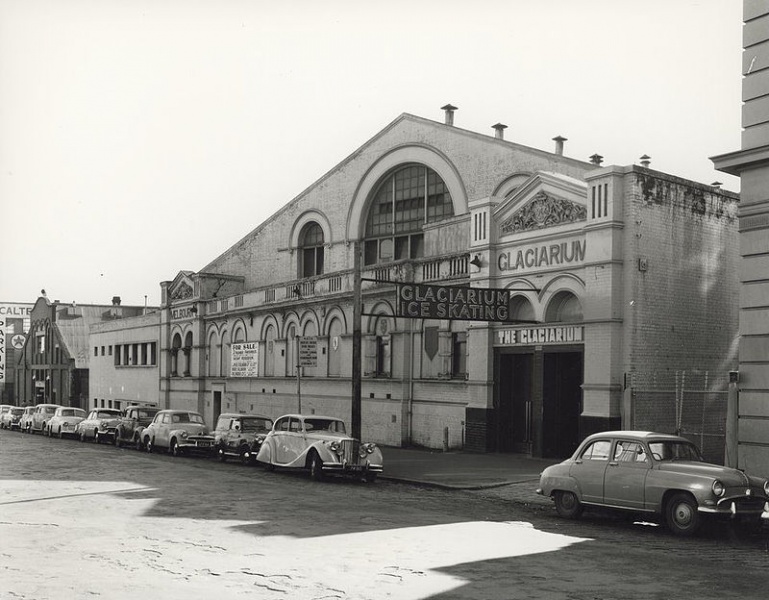 File:Melbourne Glaciarium 1930-1949 front view.jpg